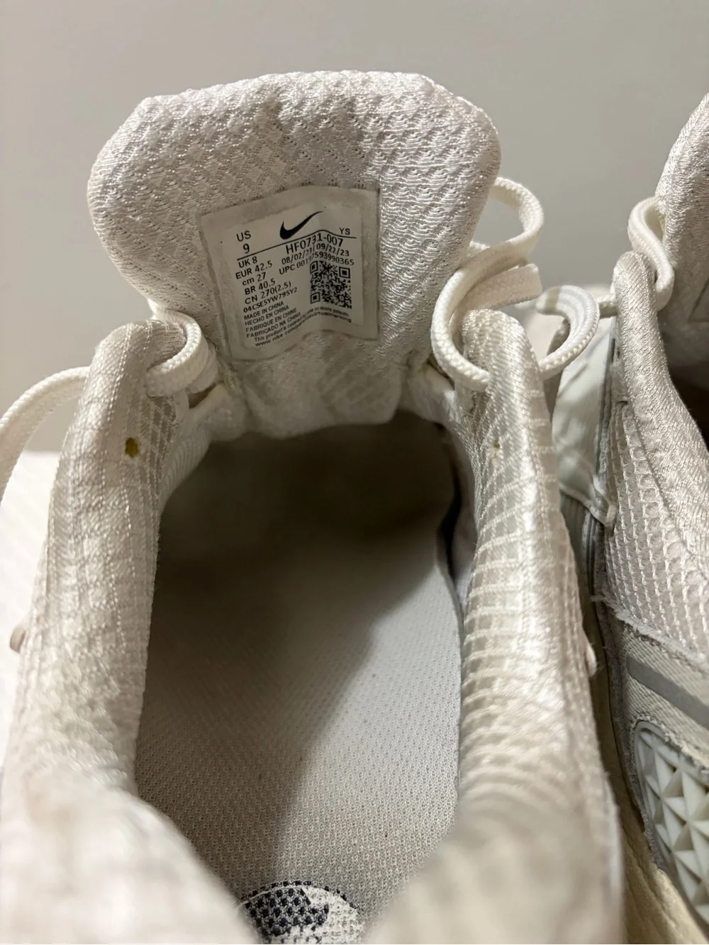 Nike up sale